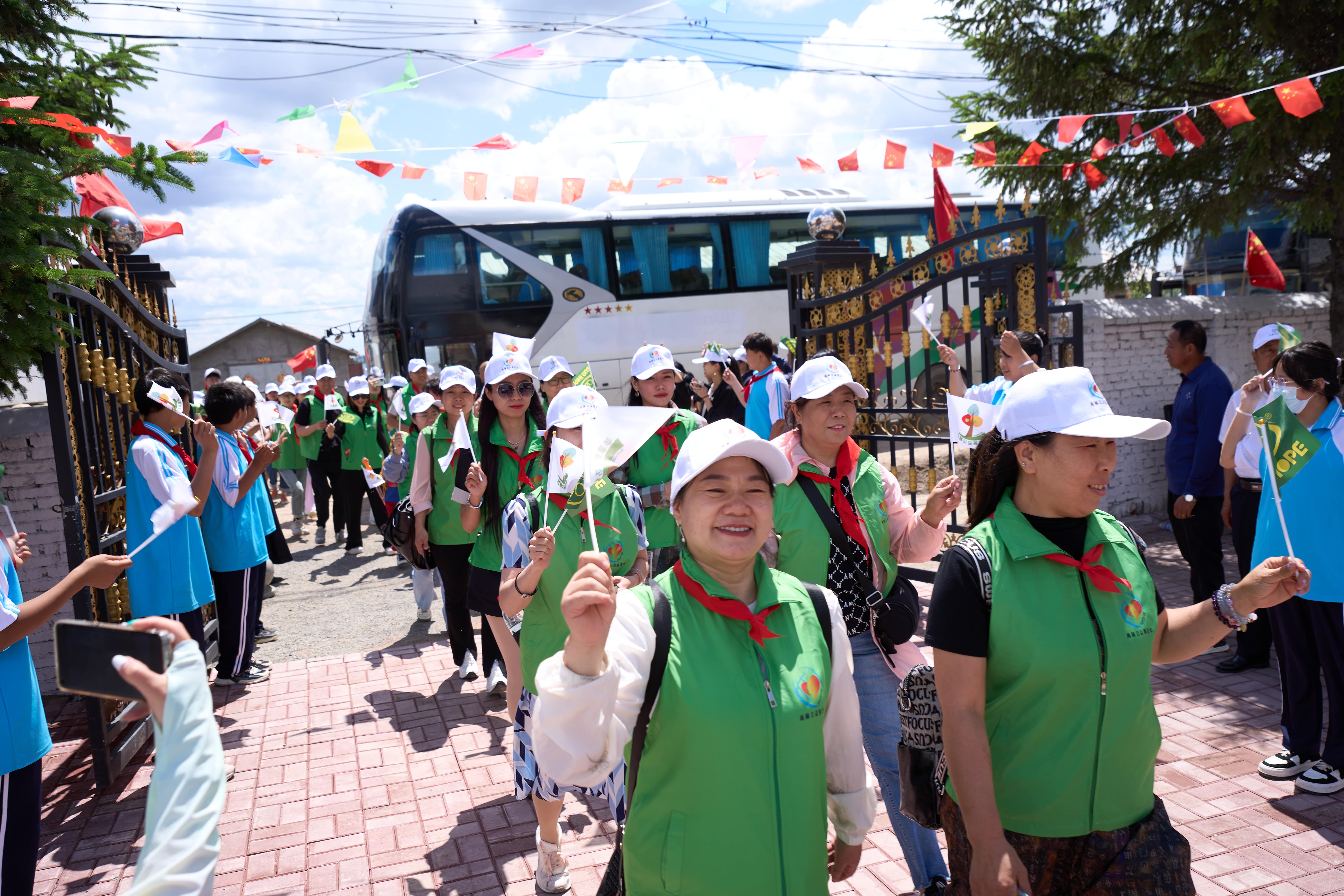 第254所 黑龙江巴彦县黑山镇民乐村米兰体育平台官方网站-米兰(中国)
侯玉霞学校