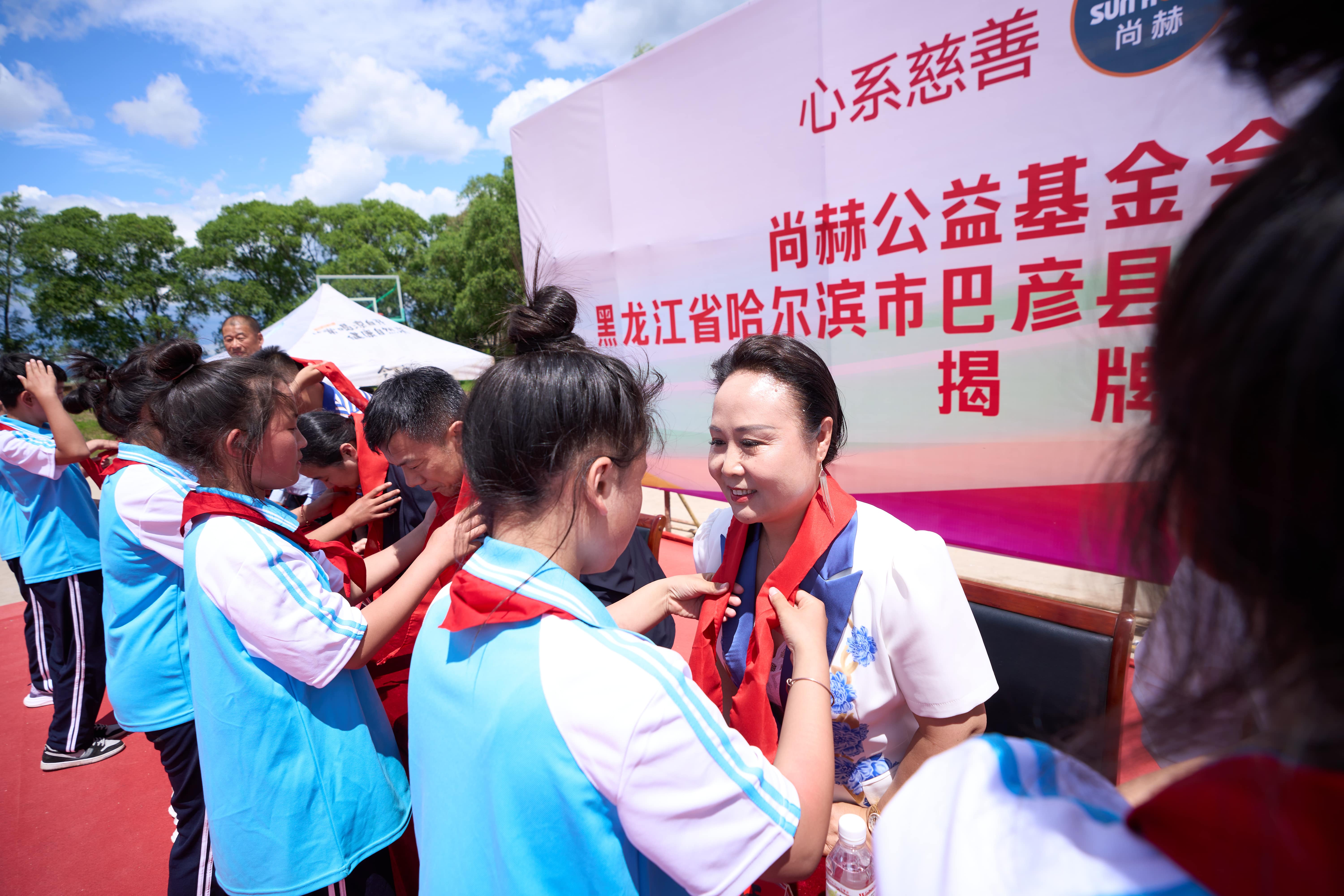 第254所 黑龙江巴彦县黑山镇民乐村米兰体育平台官方网站-米兰(中国)
侯玉霞学校