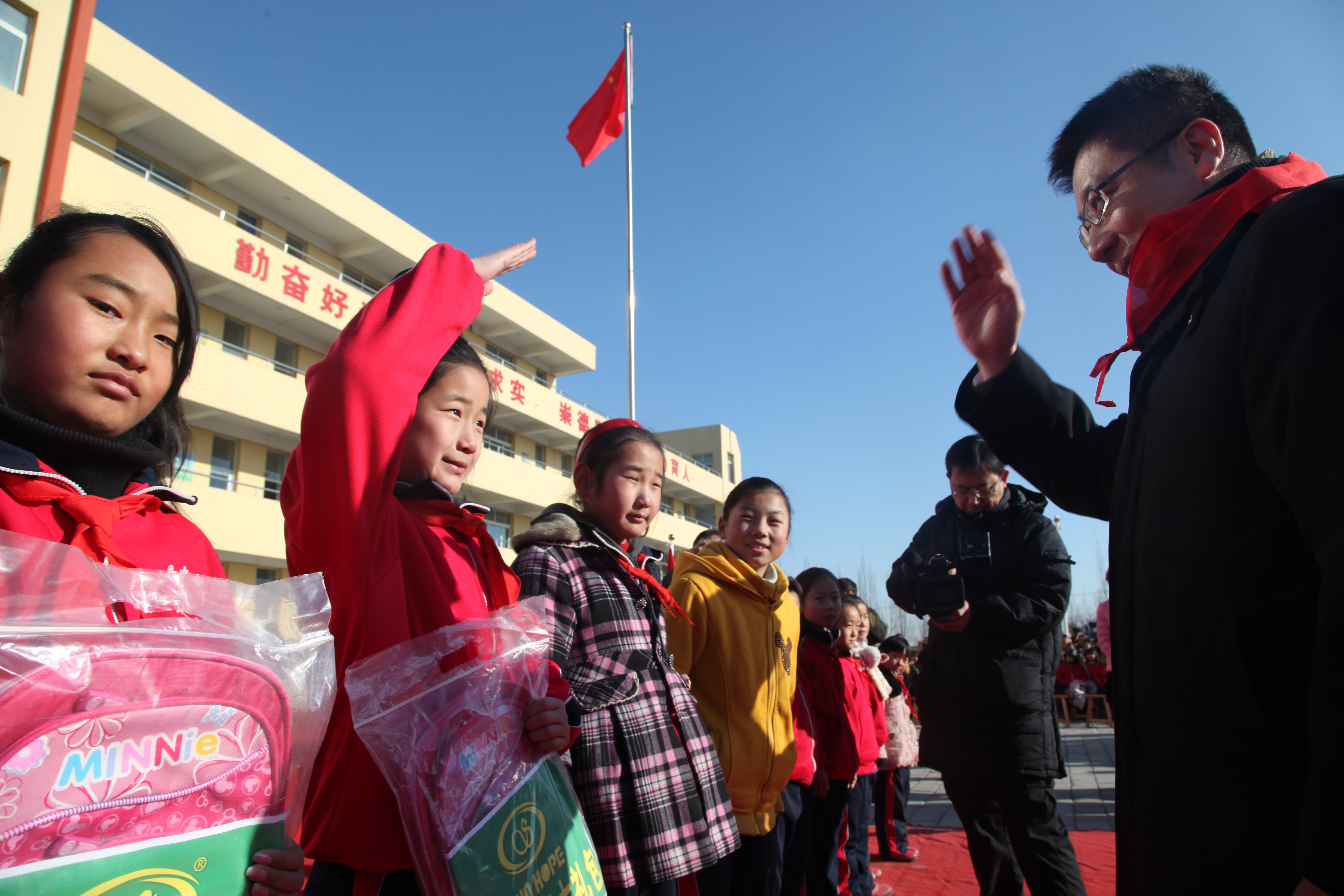 第28所 包头市哈业胡同米兰体育平台官方网站-米兰(中国)
刘金萍小学
